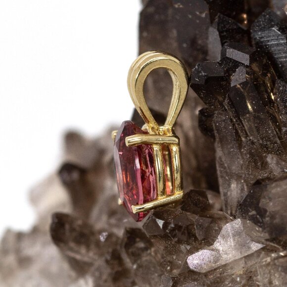 1ct Pink Tourmaline Pendant in 14K Solid Gold with Rabbit Bail | Fine Jewelry - Picture 7 of 8